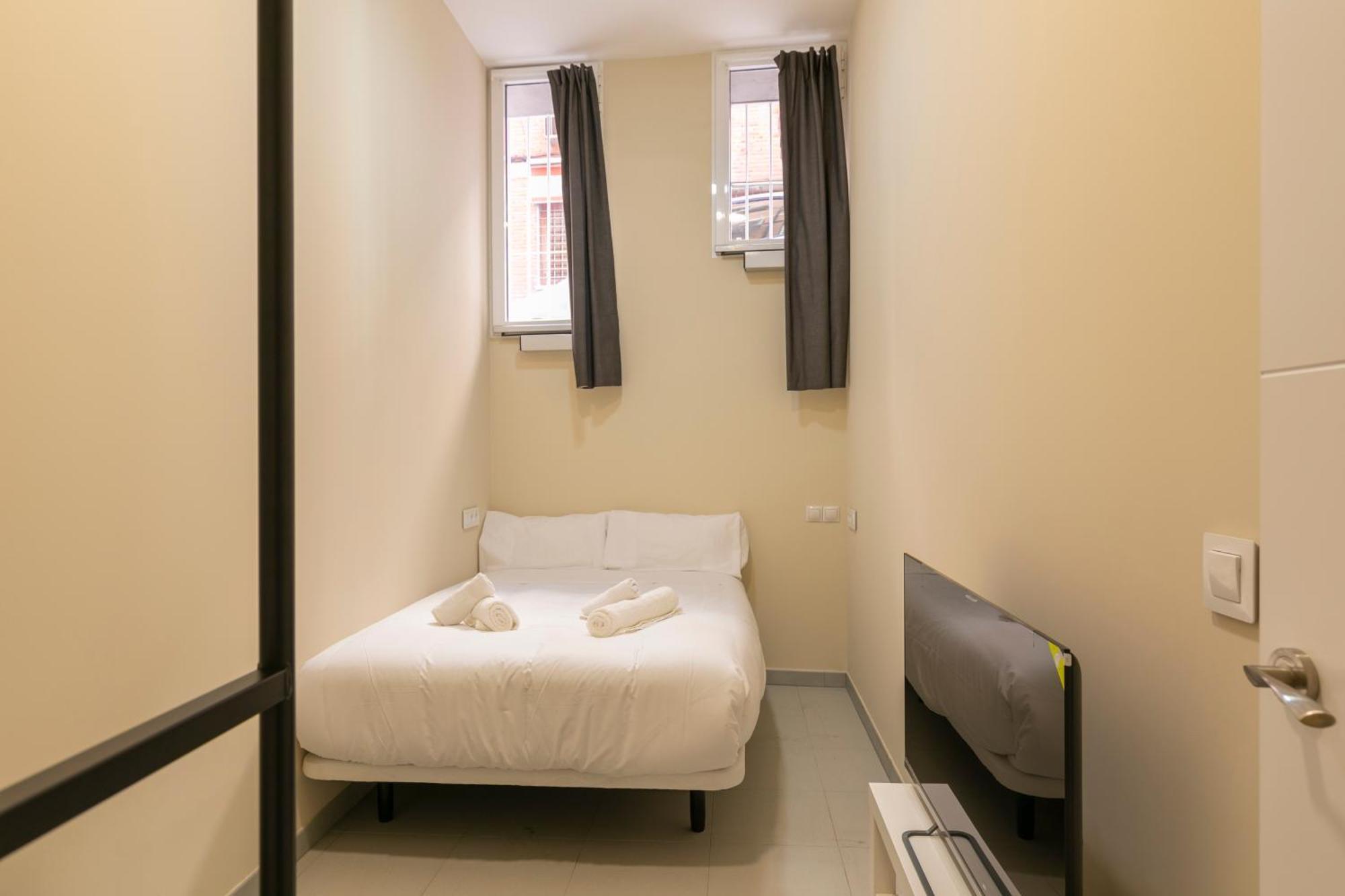 Homeabout Smart Rooms Tetuan - Sin Recepcion Madrid Ngoại thất bức ảnh